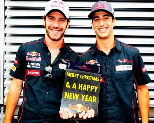 Гонщики Toro Rosso поздравляют с Рождеством и Новым годом