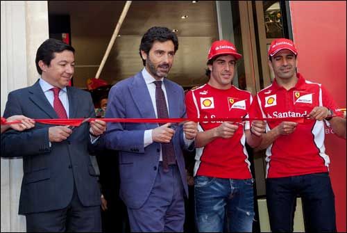 Алонсо и Жене открыли магазины Ferrari в Мадриде
